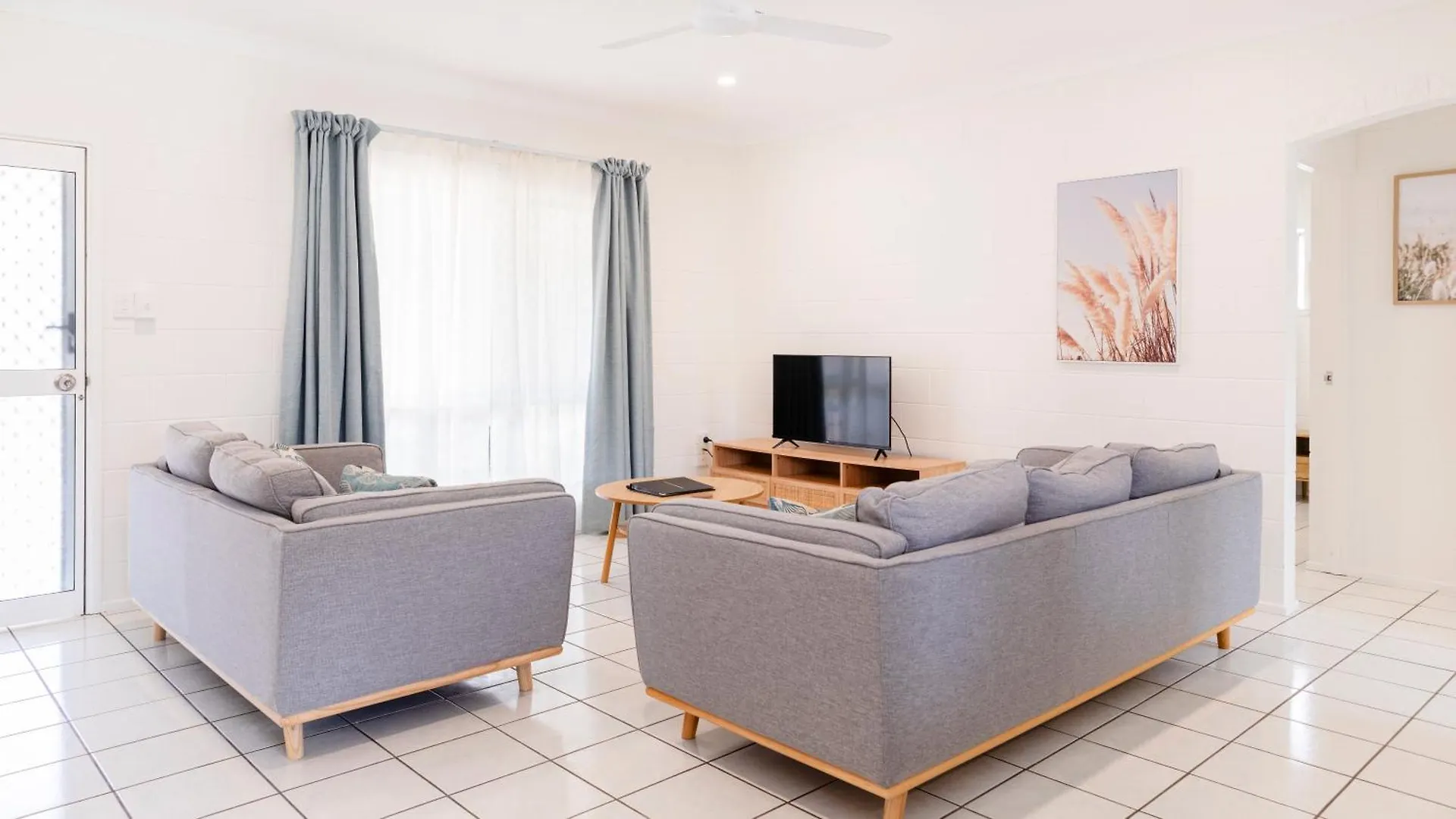 **** Aparthotel Palm View Holiday Apartments Bowen Australia