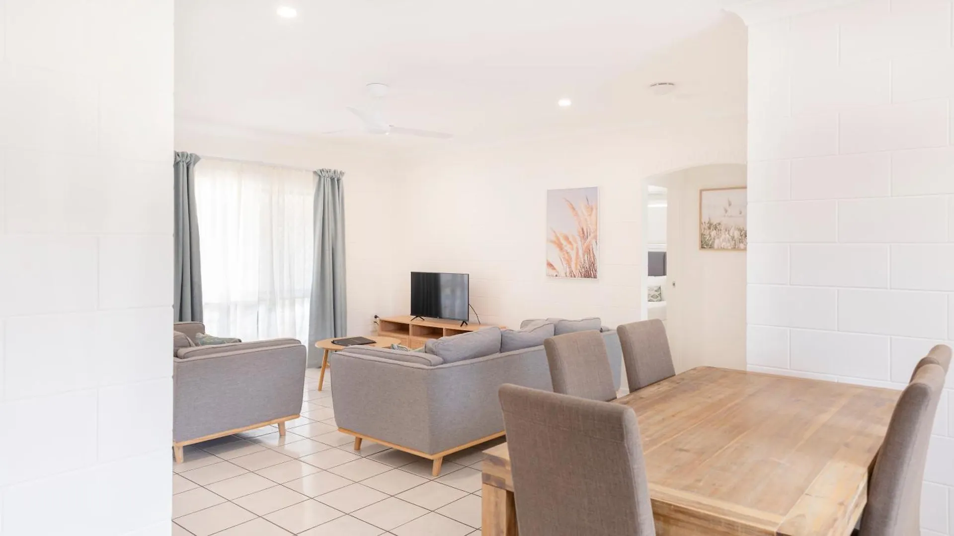 Aparthotel Palm View Holiday Apartments Bowen