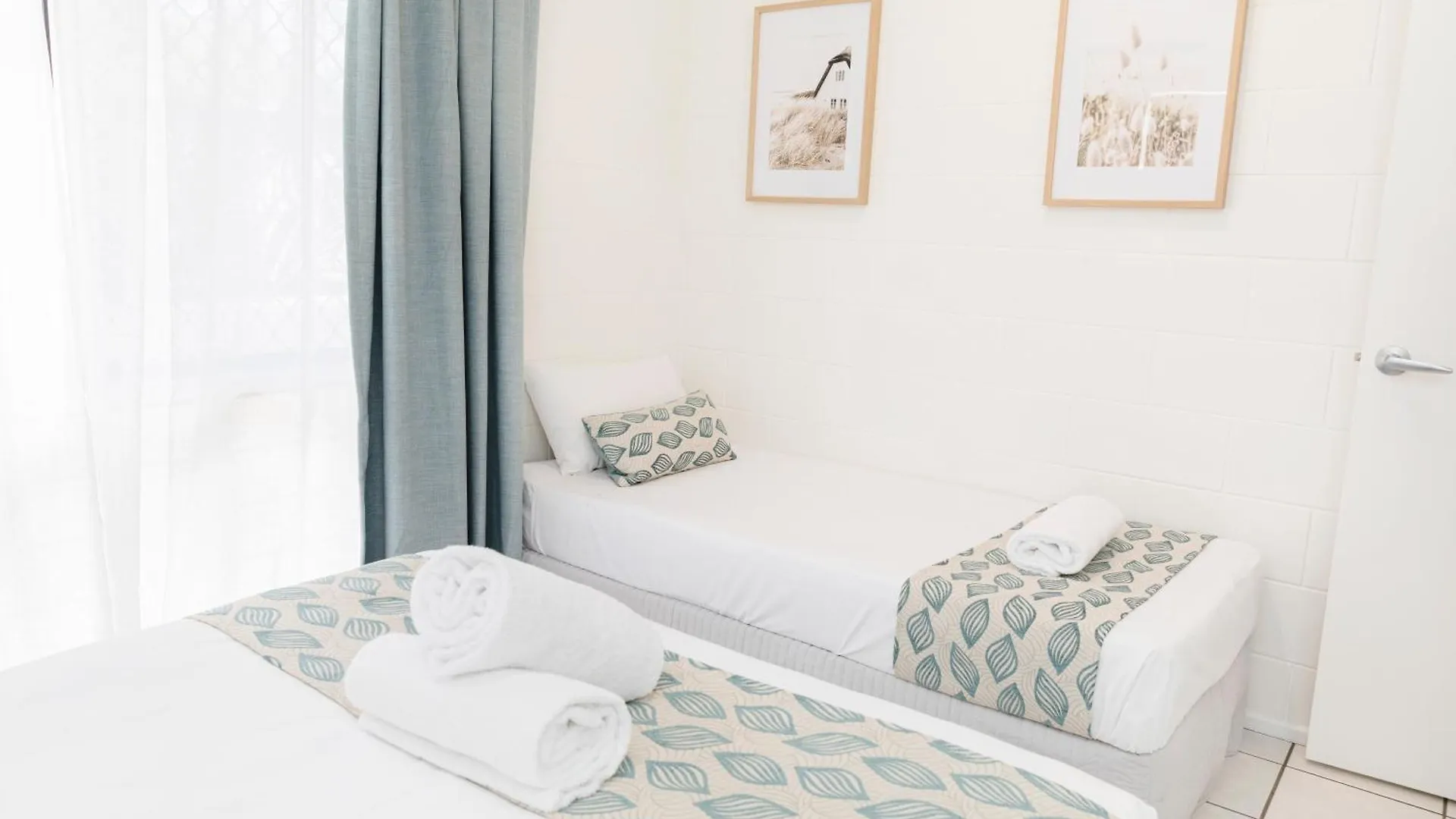 Palm View Holiday Apartments Bowen Aparthotel