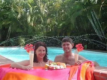 Aparthotel Palm View Holiday Apartments Bowen