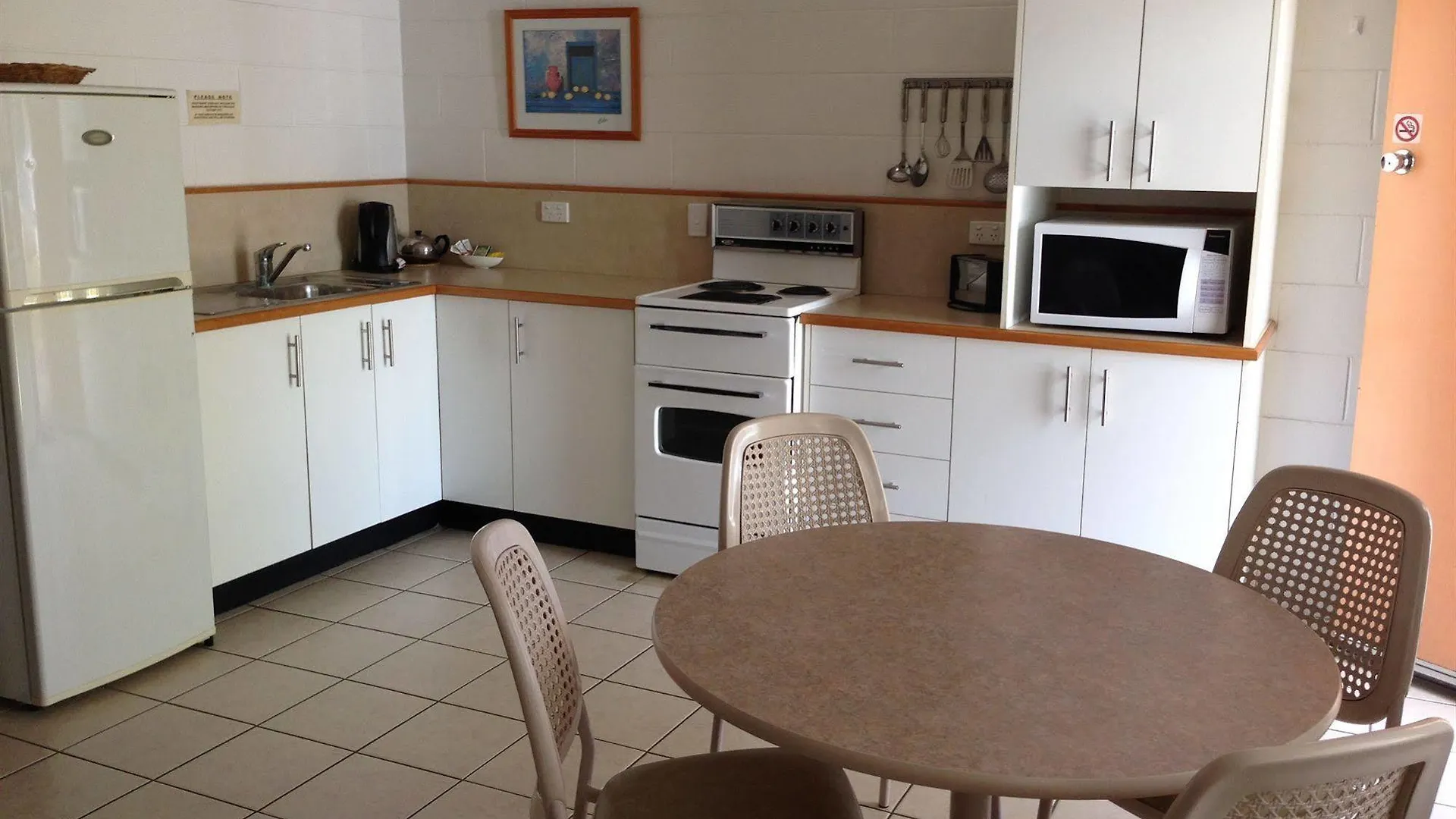 Palm View Holiday Apartments Bowen